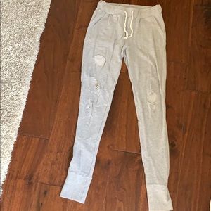 POL Distressed sweatpants, ladies S! Very cute on!